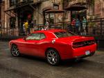 Dodge Challenger SXT 2015 года